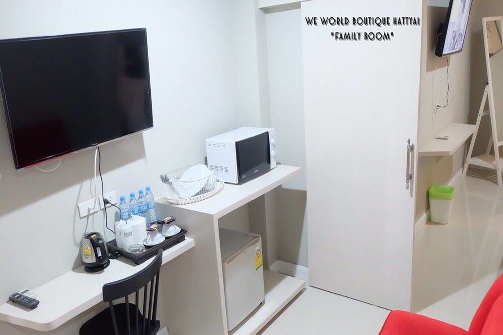 We World Boutique Hatyai 47/56