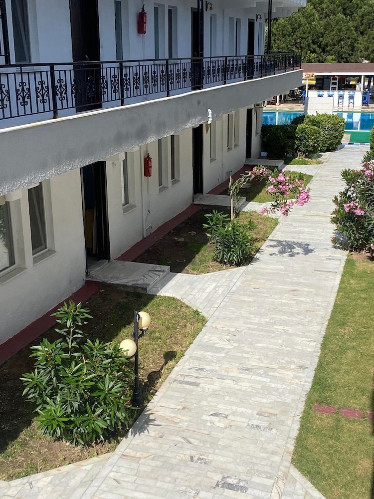 The Palm Club Apart Otel 39/50
