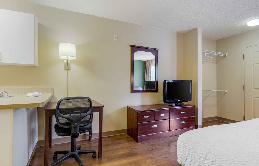 Extended Stay America - Raleigh - Rdu Airport 44/51