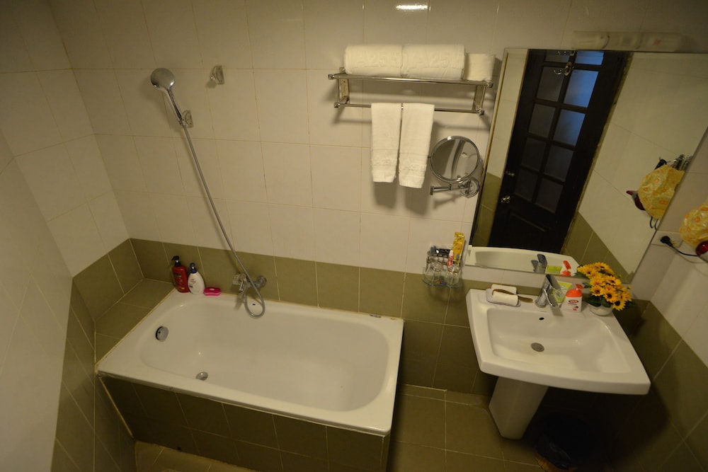 A25 Hotel - 96 Hai Ba Trung 54/56