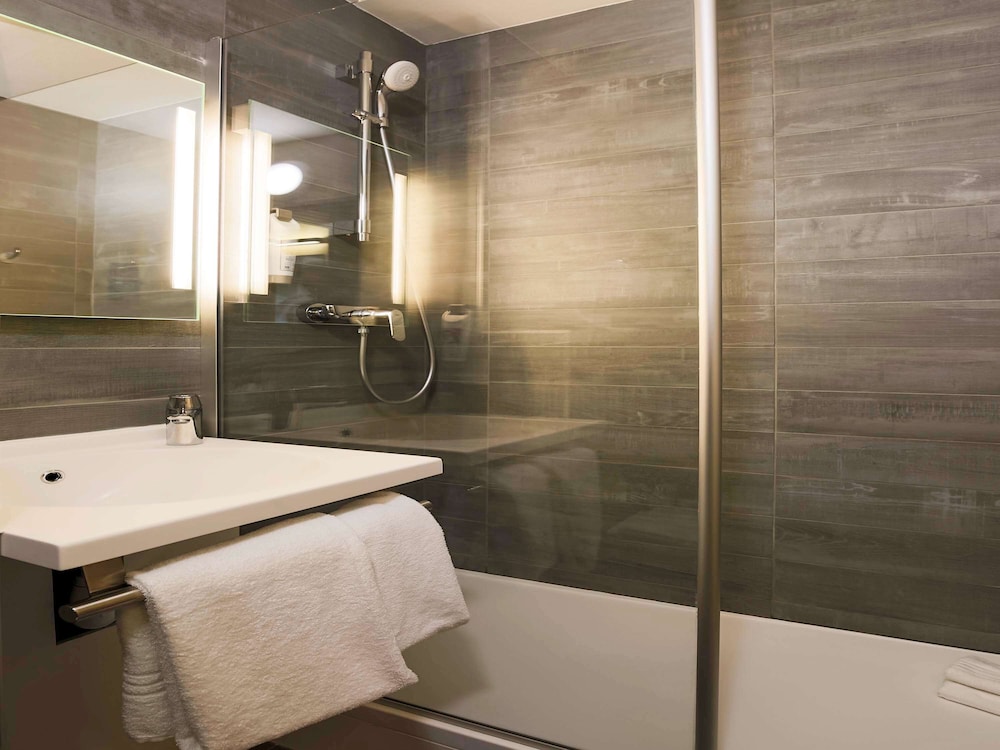 ibis Carcassonne Est la Cite 50/50