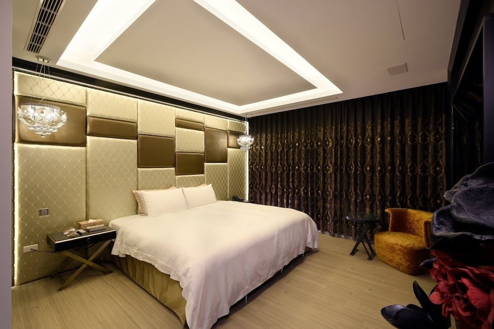 Uher Luxury Resort Hotel 14/50