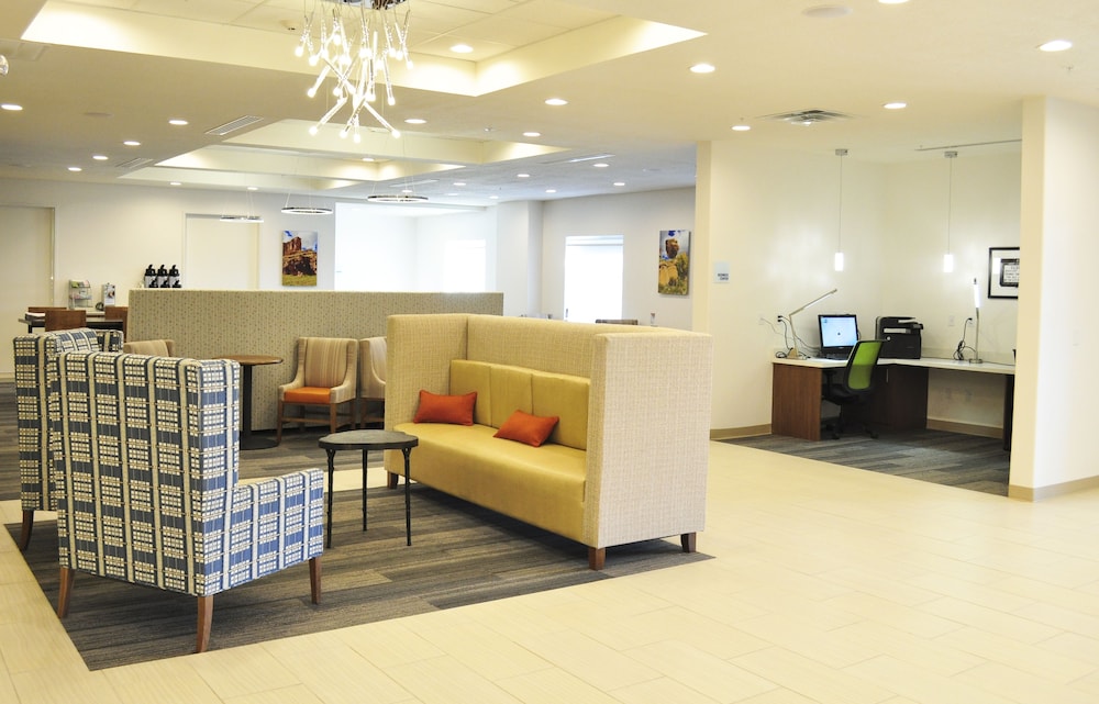 Holiday Inn Express Suites Price 10/51