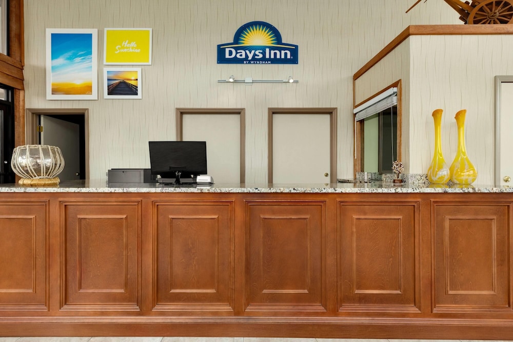 Days Inn By Wyndham Cartersville 7/44
