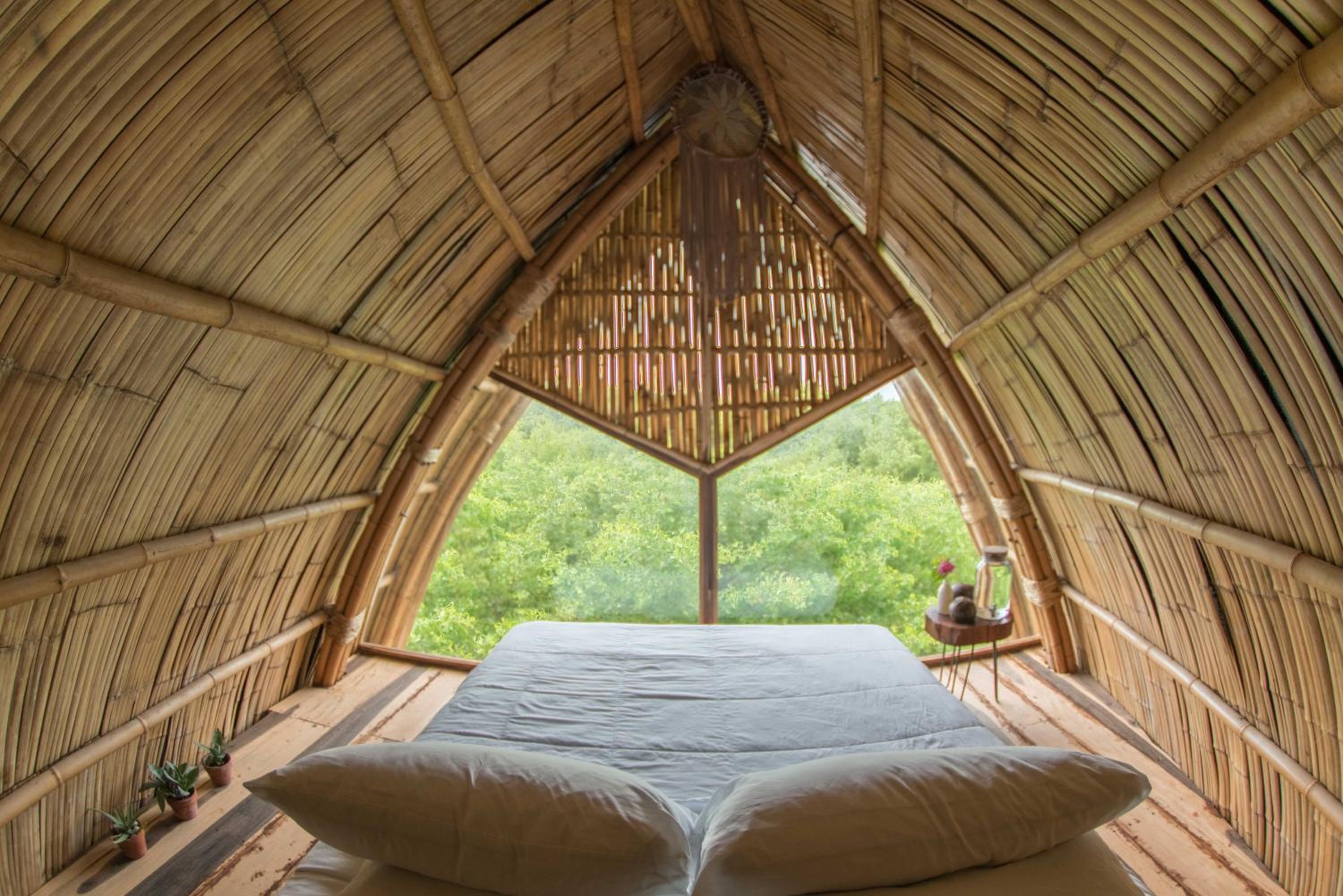 Mamasan Treehouses & Cabins 23/50