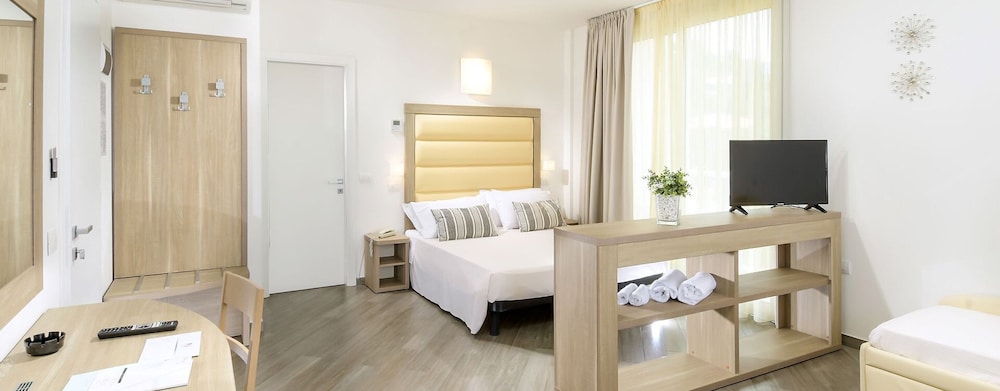 JUNIOR SUITE, SEA VIEW, TERRACE