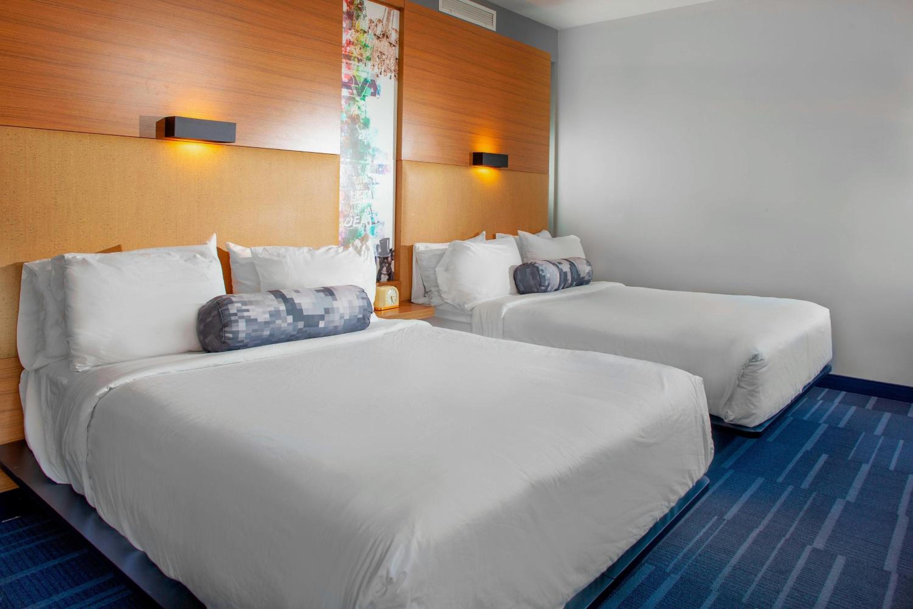 Aloft, Guest Room, King Bed