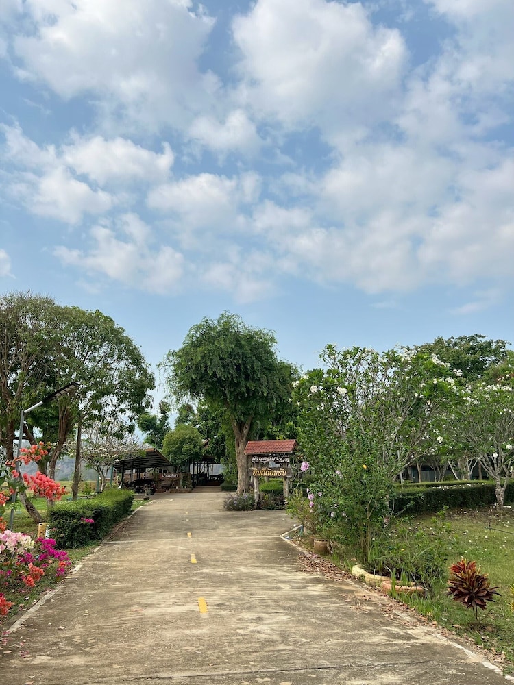 Baan Alisa Bed And Breakfast 38/50