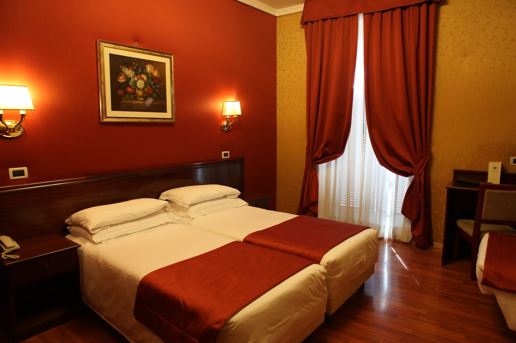 ROOM, TRIPLE