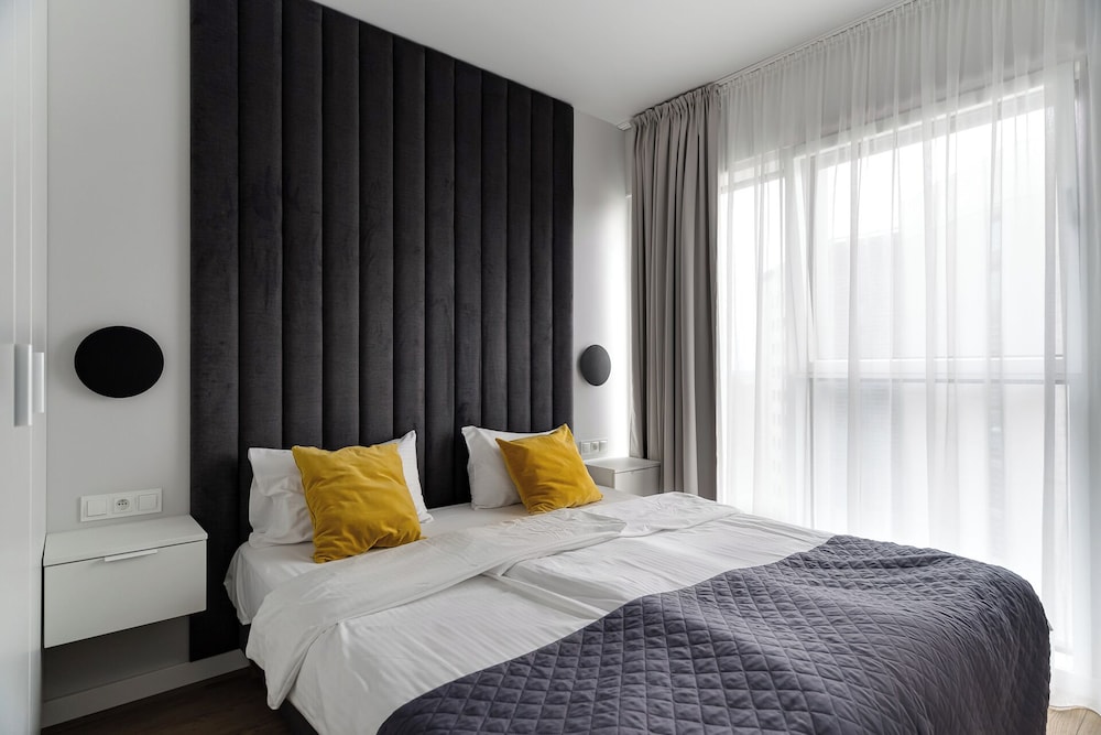 1 BEDROOM, DELUXE, APARTMENT