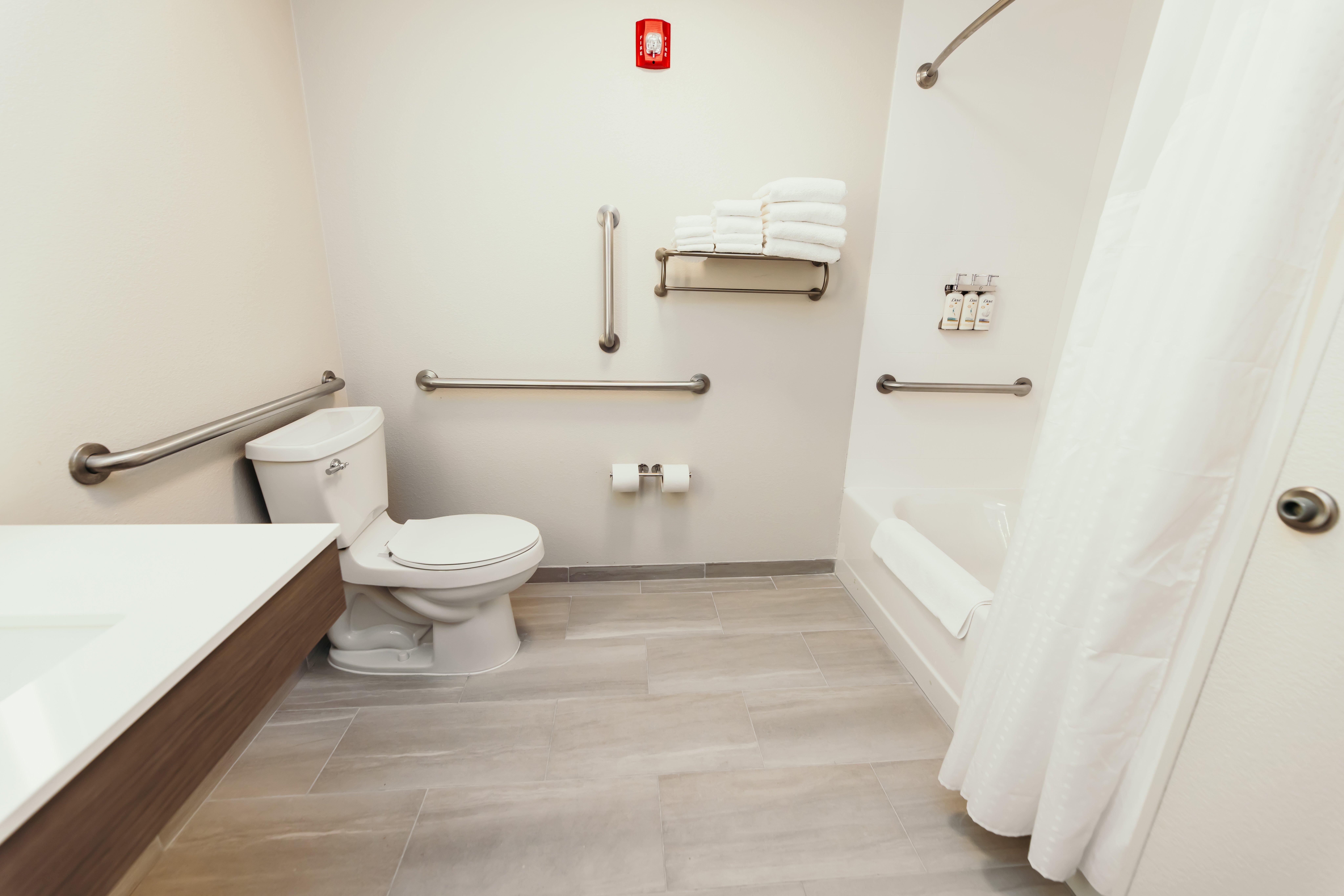 Room, Twin Beds, Accessible