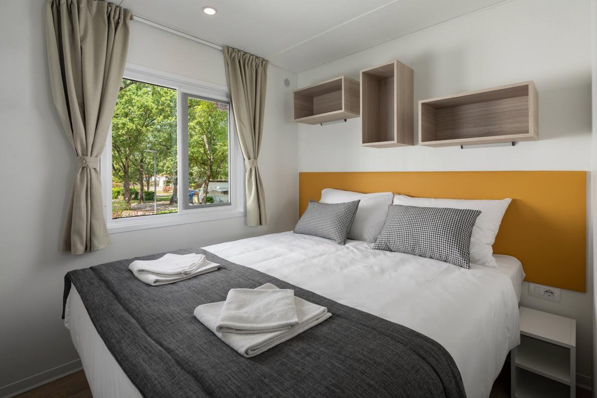 1 Bedroom, Mobile Home, Premium, Pool View