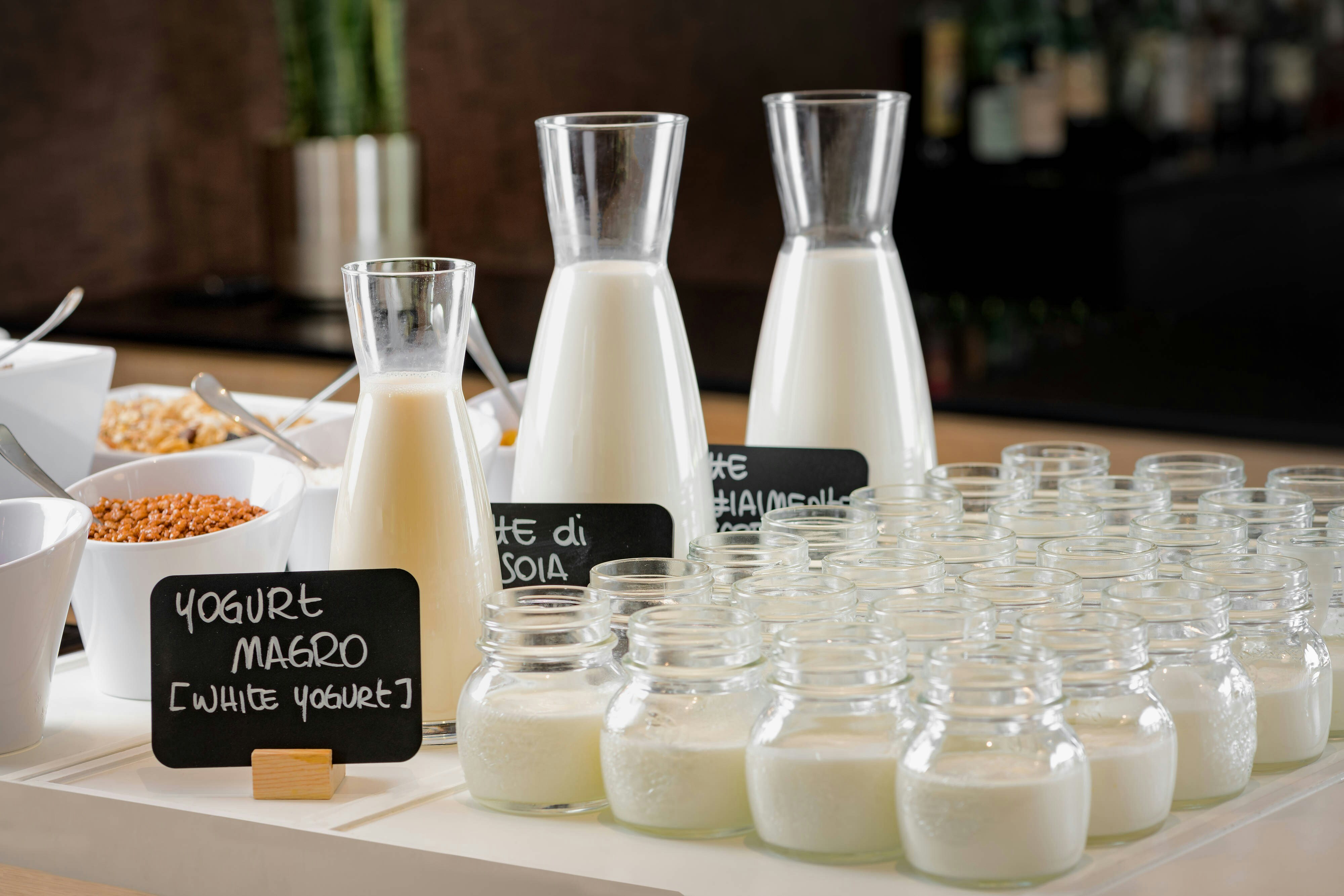 AC Hotel Bologna by Marriott 27/77