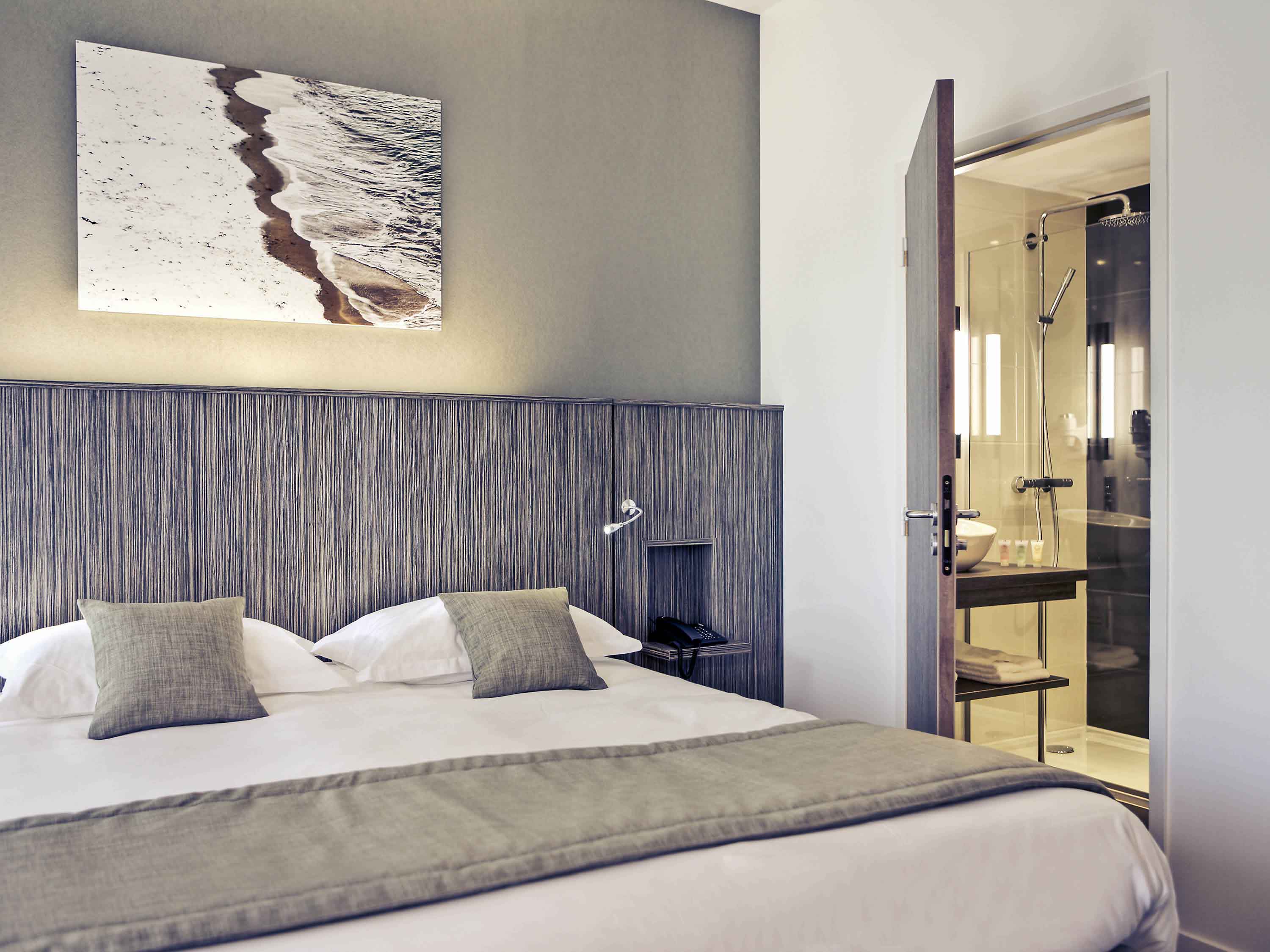 SUPERIOR, DOUBLE BED