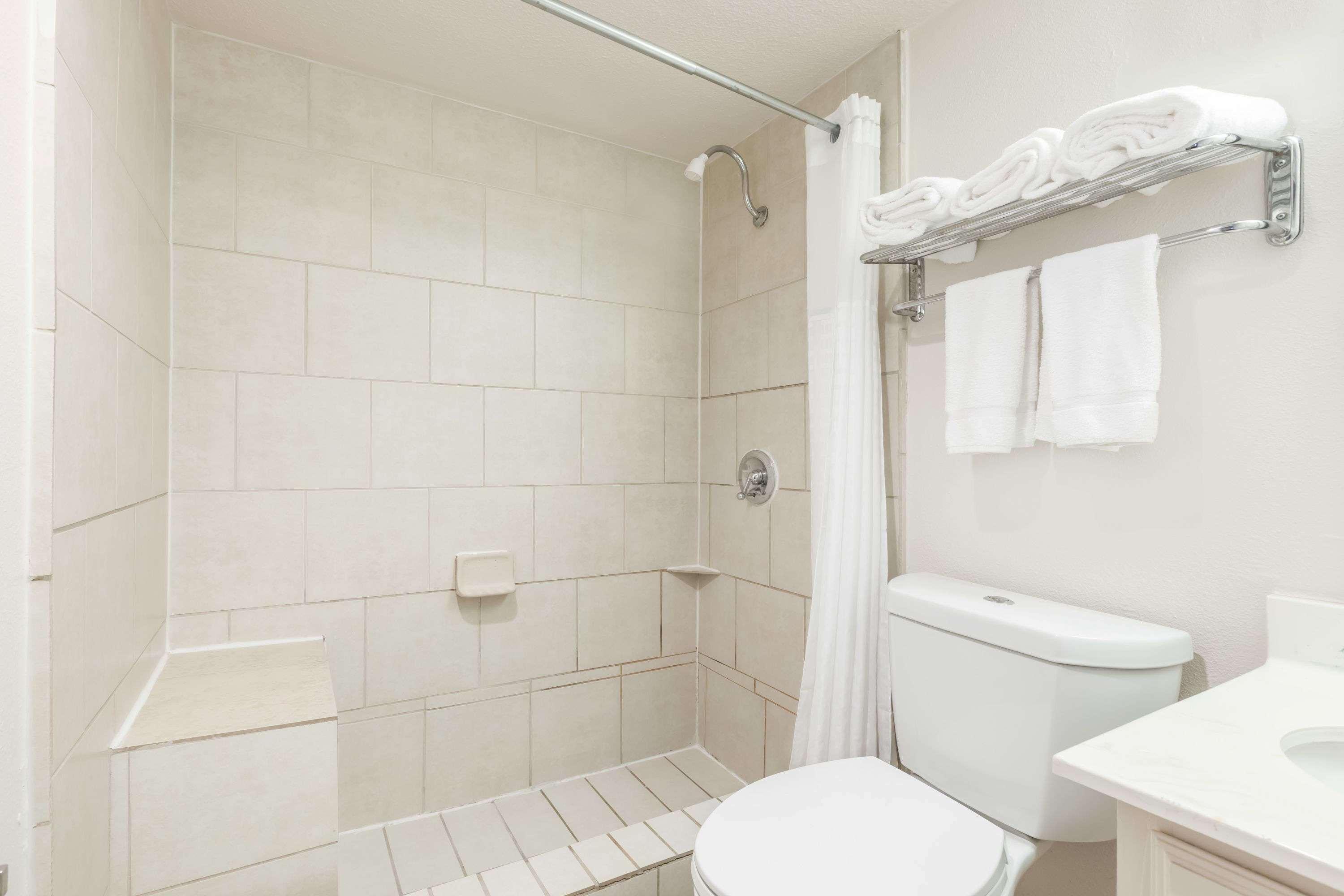 Hawthorn Extended Stay by Wyndham Dallas 11/14