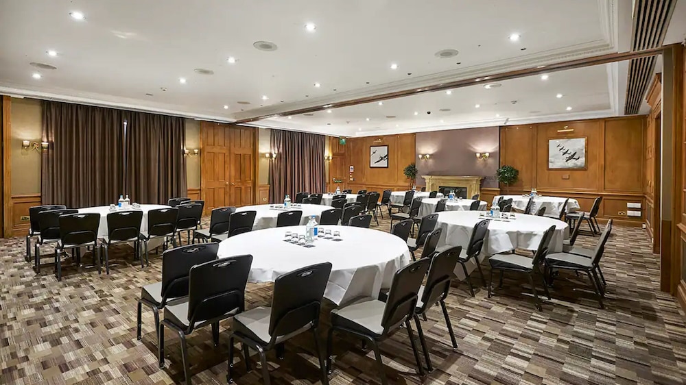 DOUBLETREE BY HILTON SOUTHAMPTON 84/93