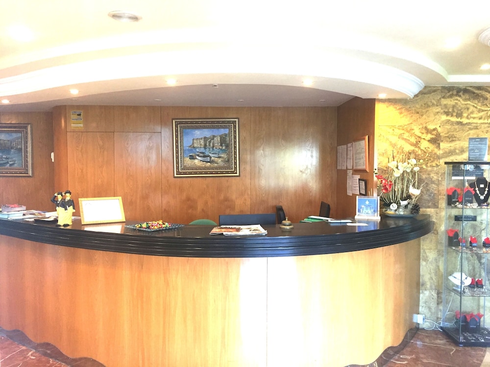 HOTEL PLAZA NUEVA 8/69