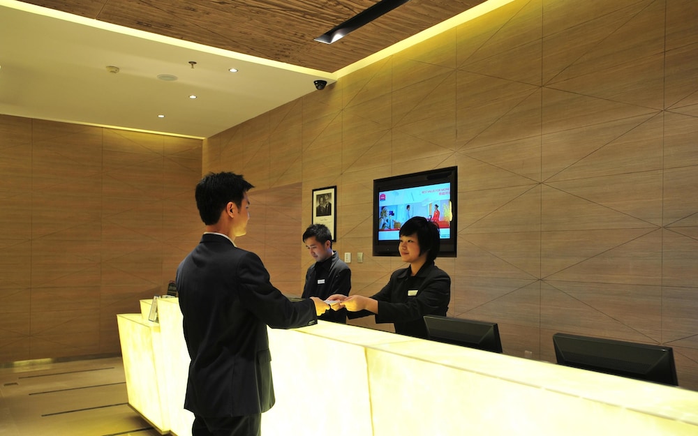 Novotel Shenzhen Watergate 5/41