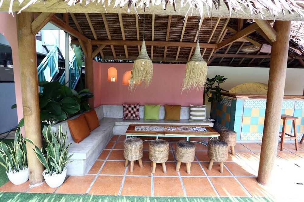 KULDESAK VILLAS BANDUNG 7/74