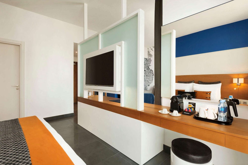Lobby at Tryp By Wyndham Dubai, DUBAI