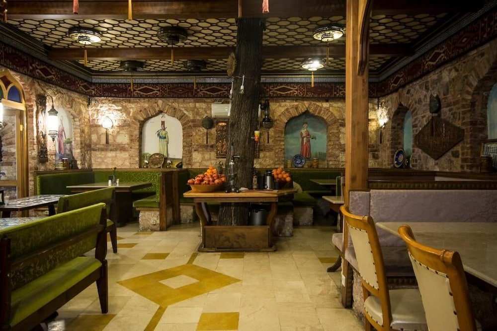 Sultan Corner Suites 33/49