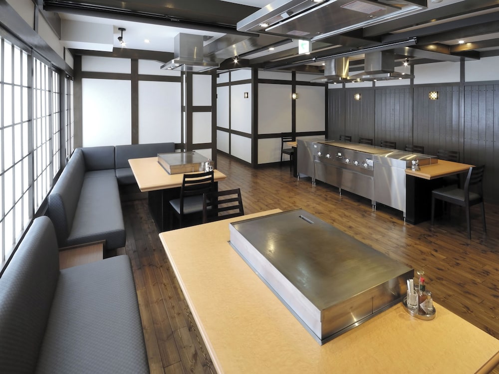 Grand Hamamatsu 24/49