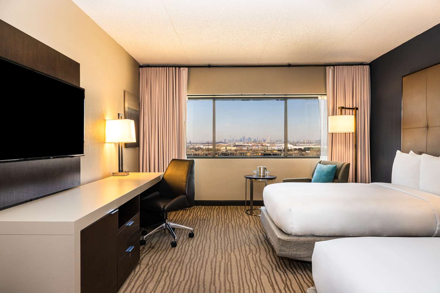 Room, 2 Double Beds, City Skyline View, Top Floor