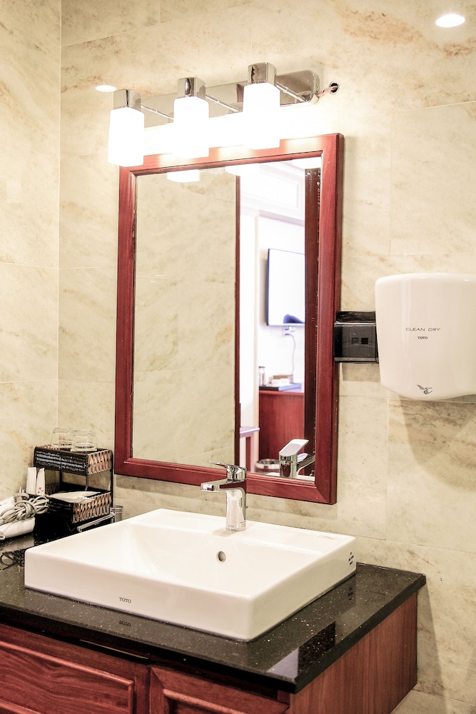 Minh Tam Phu Nhuan Hotel and Spa 39/50