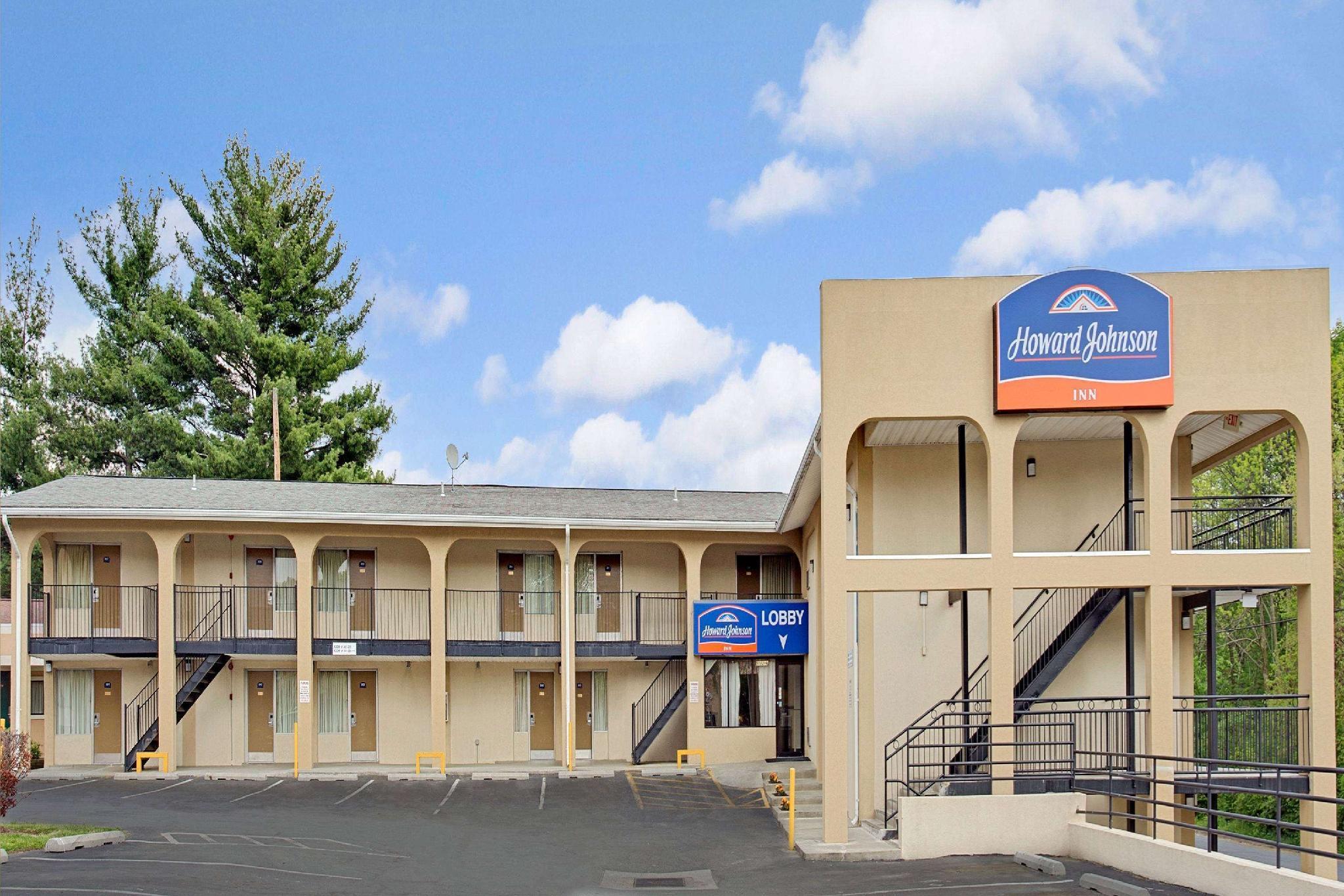 Howard Johnson Inn College Park 8/10