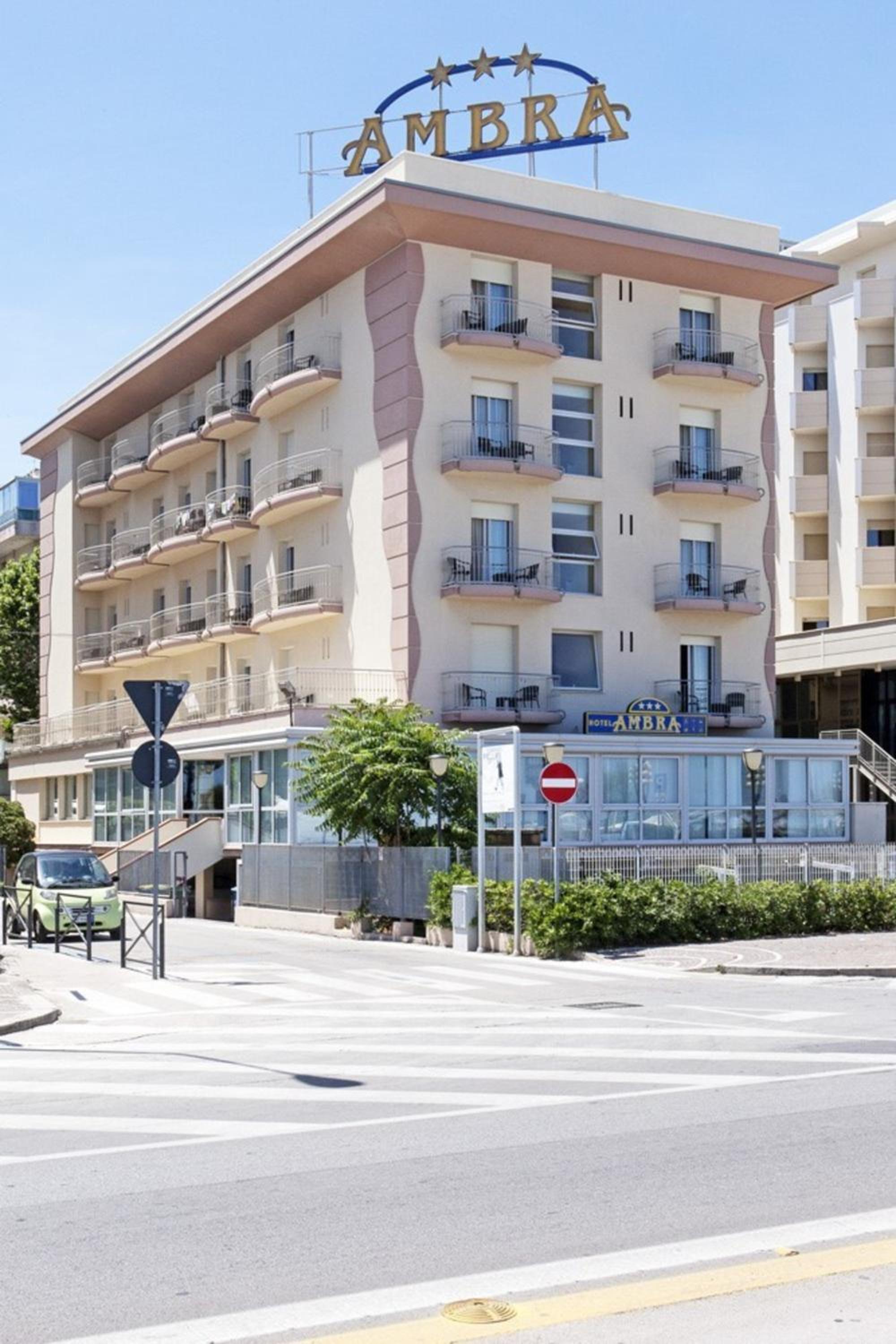 Ambra Hotel 8/50
