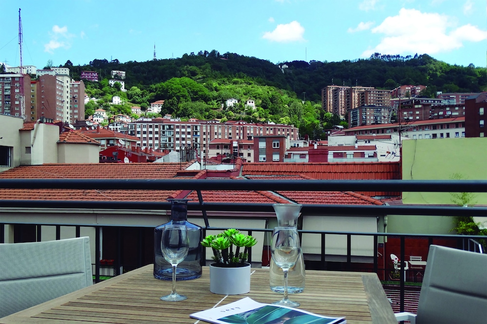Bilbao City Center By Abba Apartments in BILBAO