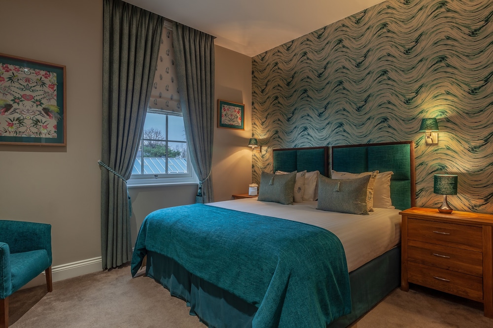 Orsett Hall Hotel 11/46