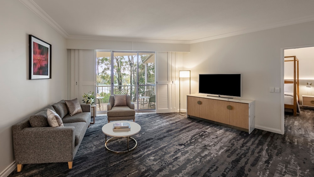 Intercontinental Sanctuary Cove 38/76