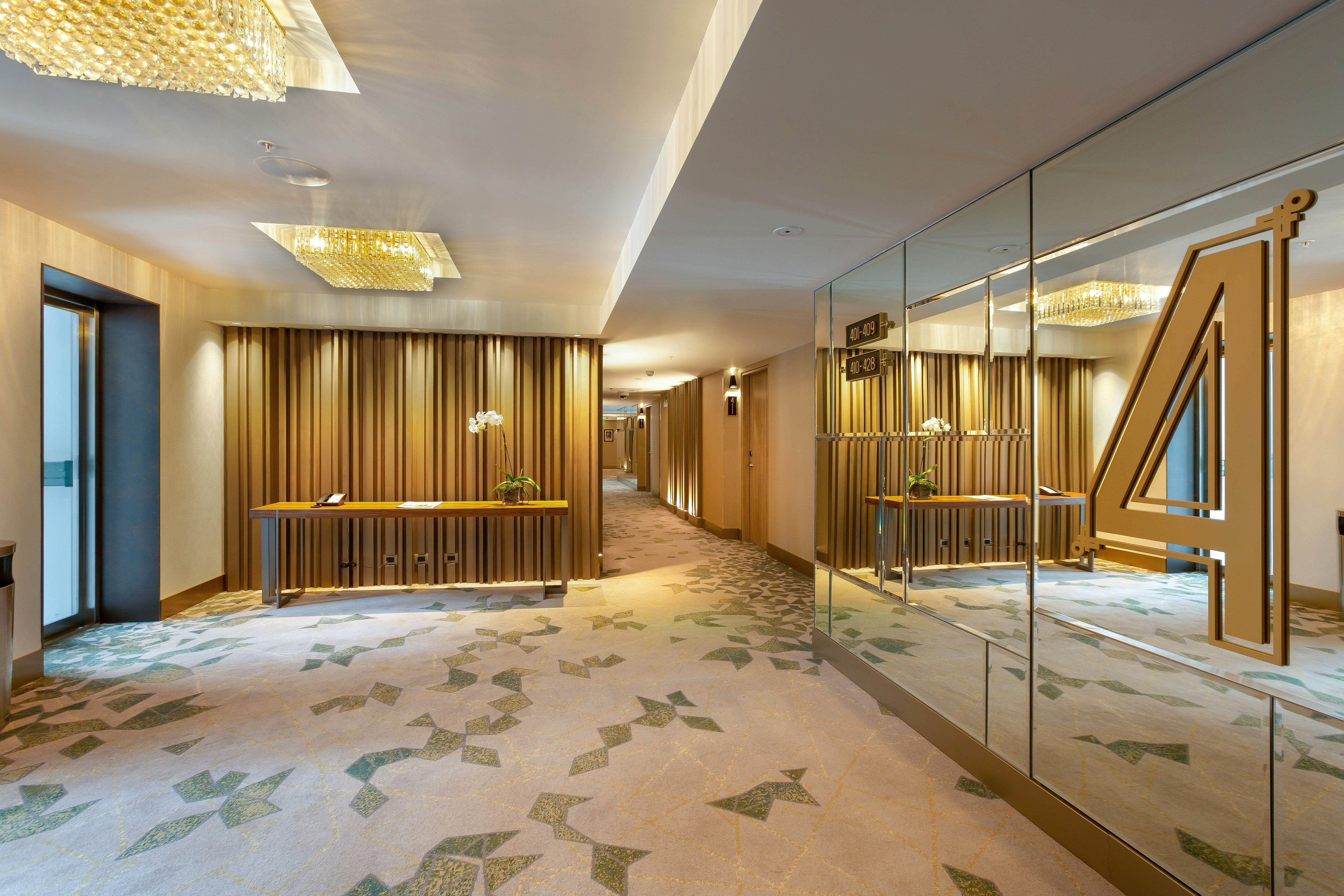 Gran Hotel Costa Rica Curio Collection by Hilton 24/48