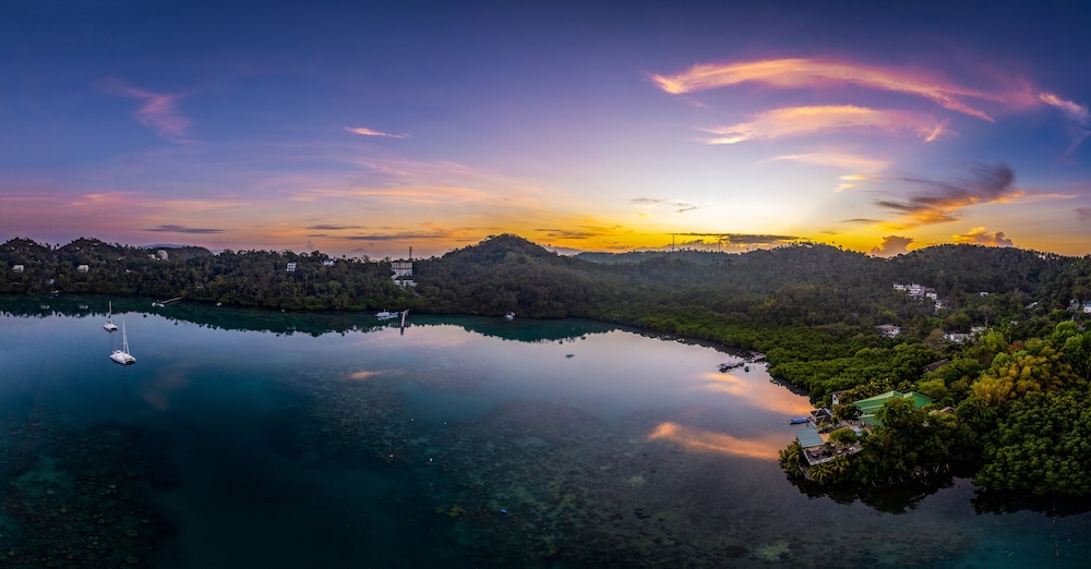 Edgewater Dive & Spa Resort 56/73