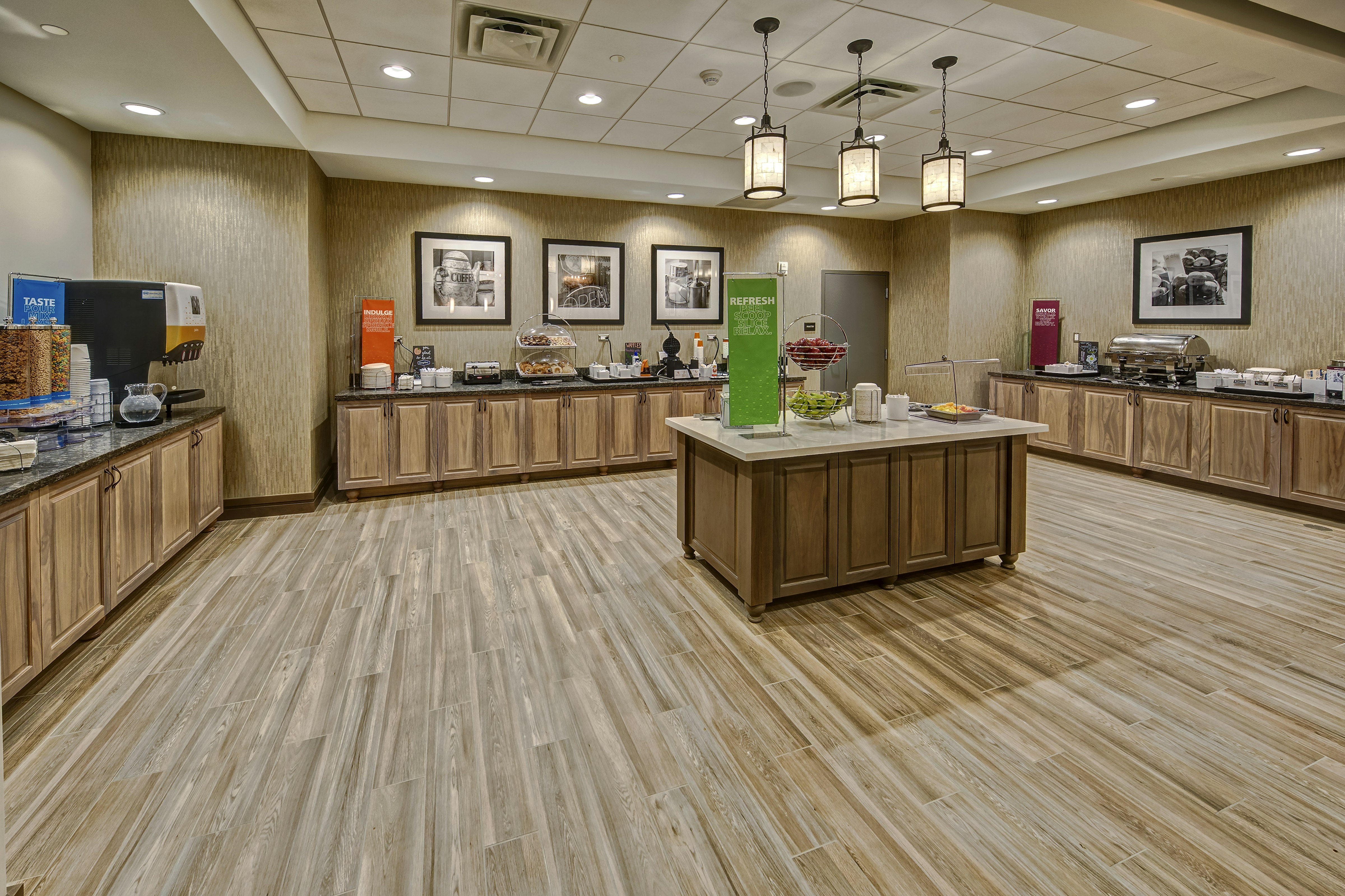 Hampton Inn Suites Franklin Berry Farms 6/44
