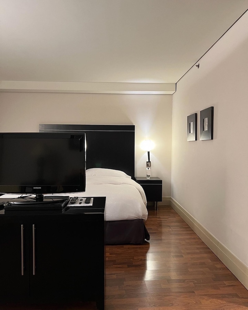 1 BEDROOM, JUNIOR SUITE
