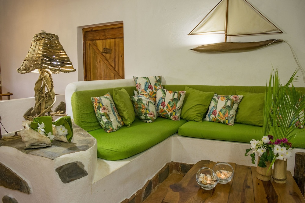 Chalet Tropical Village B&amp;B 48/74