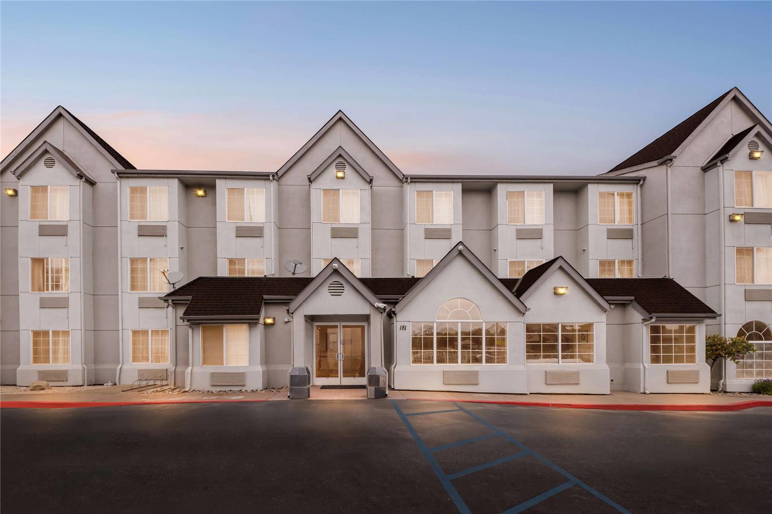 Comfort Inn & Suites Salinas City Center Area 2/45