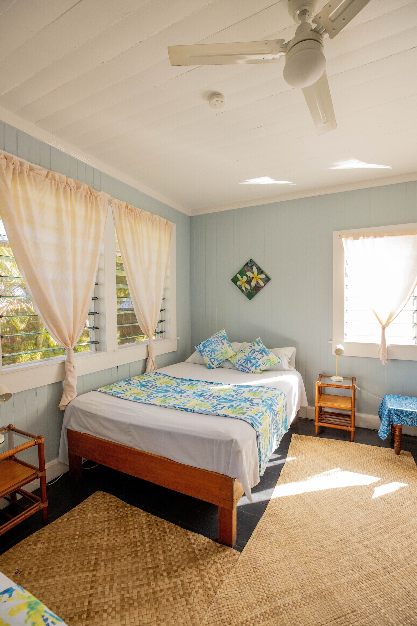 غرفة قياسية بسرير مزدوج بحمام مشترك، The Samoan Outrigger Hotel 4/10