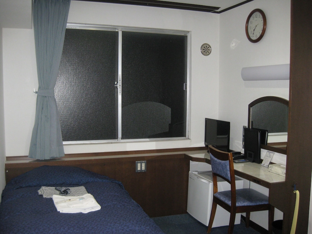 Tokyo Business Hotel 38/50