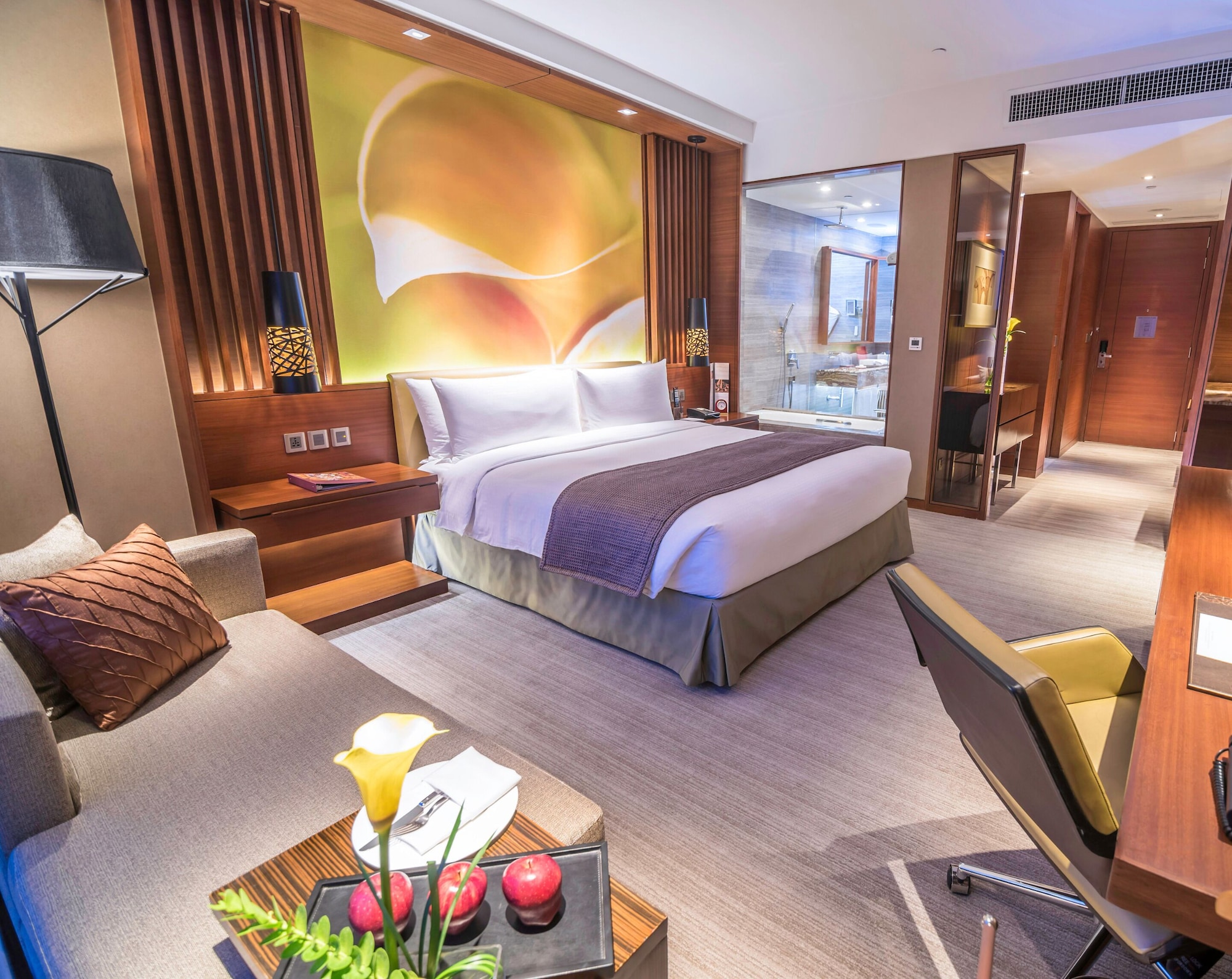 Club, 2 Double Beds, Marco Polo Ortigas Manila 5/8