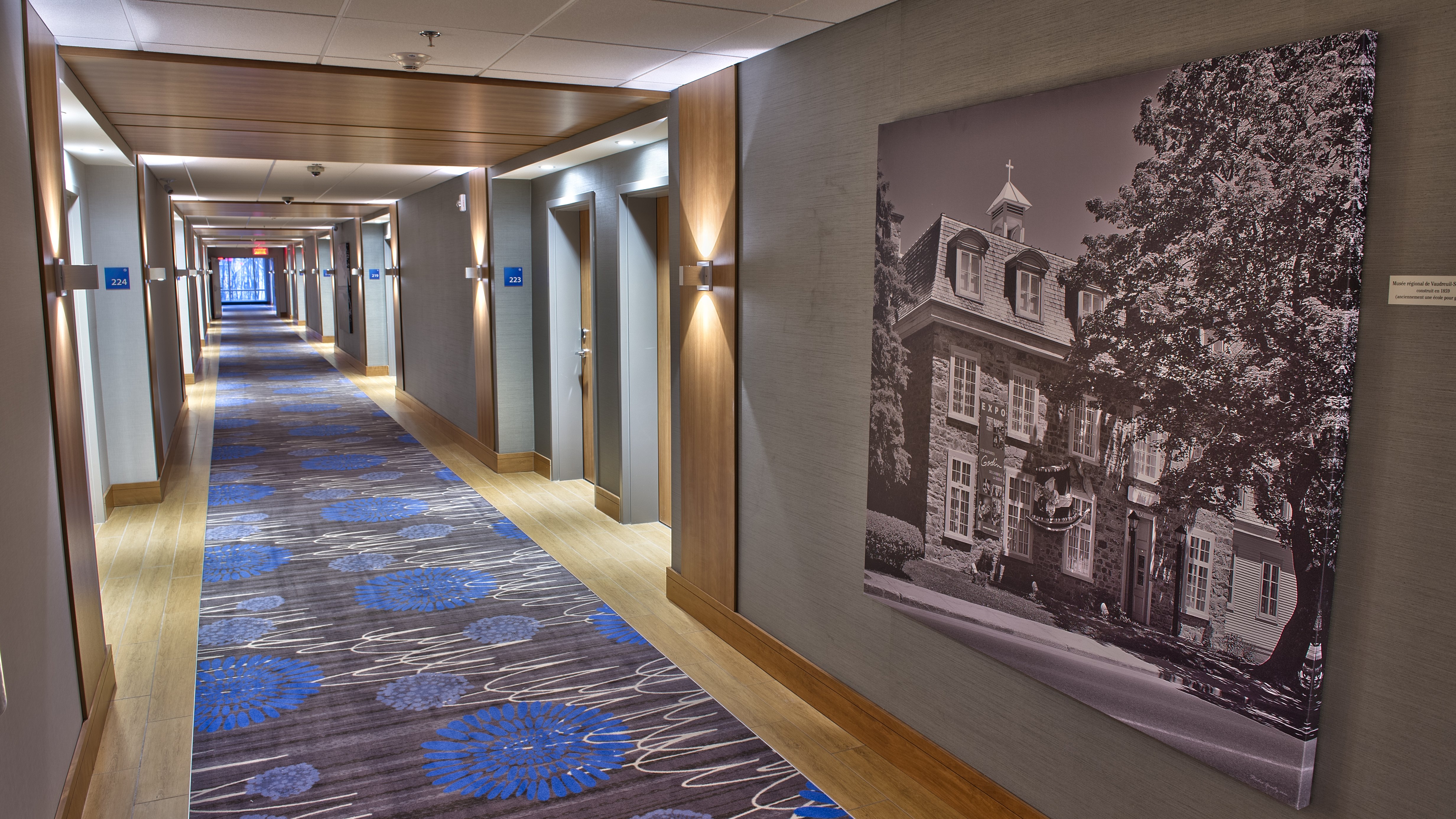 Holiday Inn Express And Suites Vaudreuil Dorion 18/31