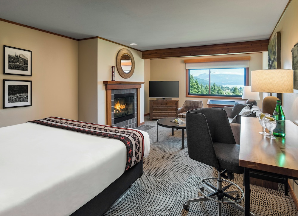 Fireside, Premier, King Bed