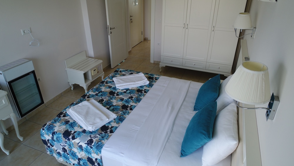SOVALYE HOTEL 26/62