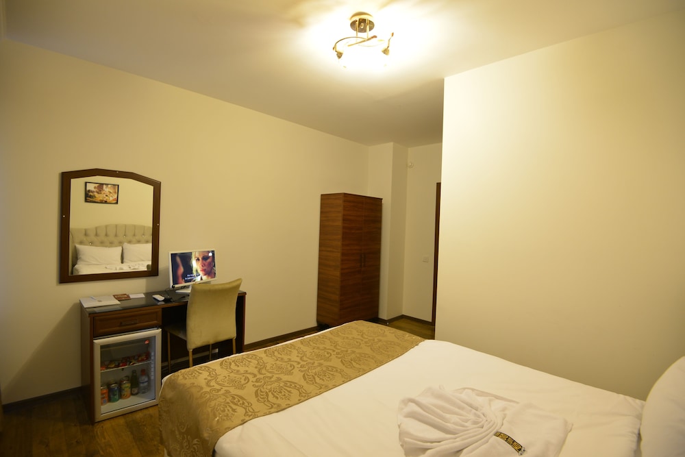 Hotel Ankatra 21/70