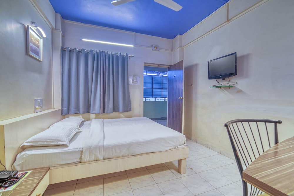 Hotel Grand Ashwin 15/41