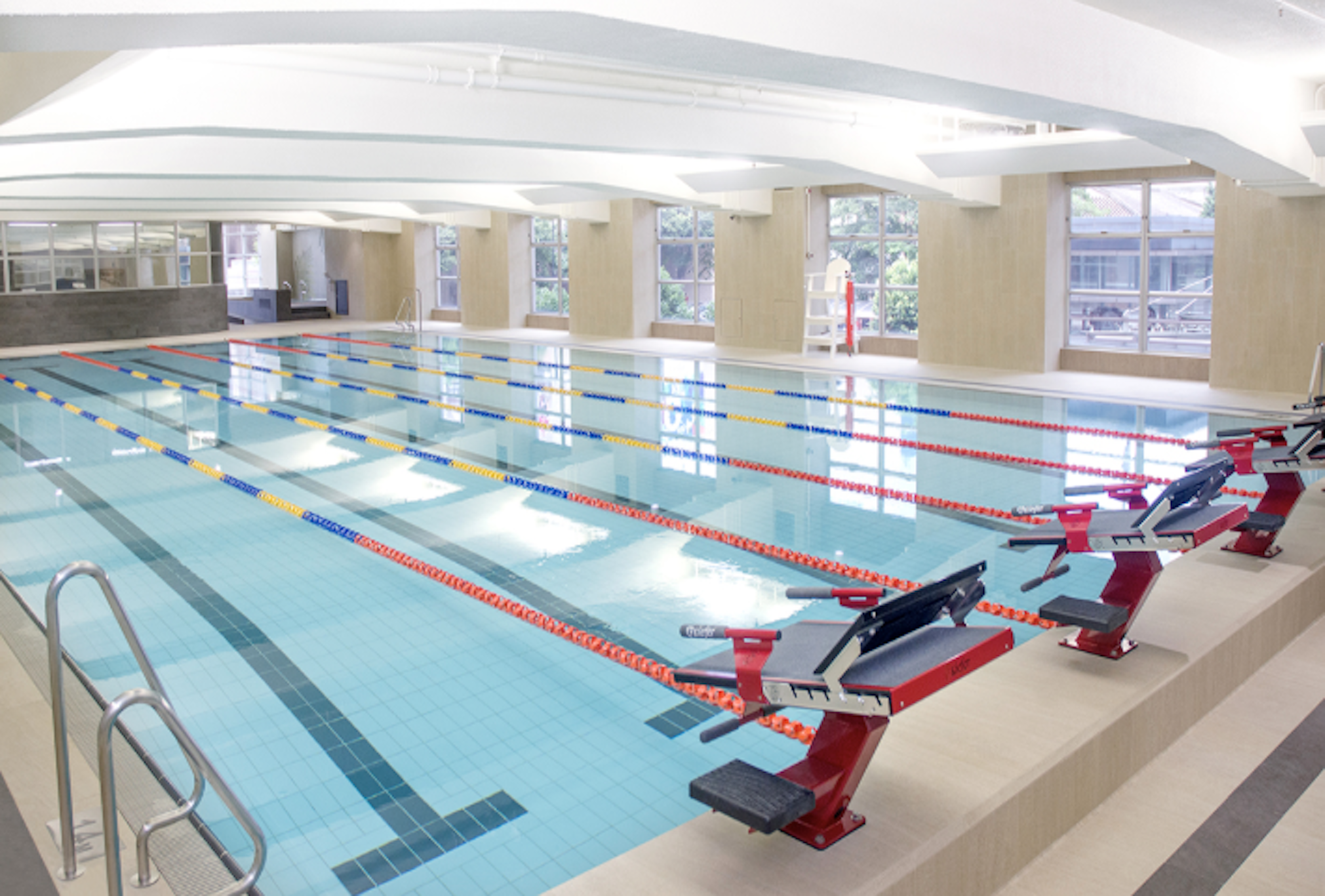 The Salisbury YMCA of Hong Kong 27/33