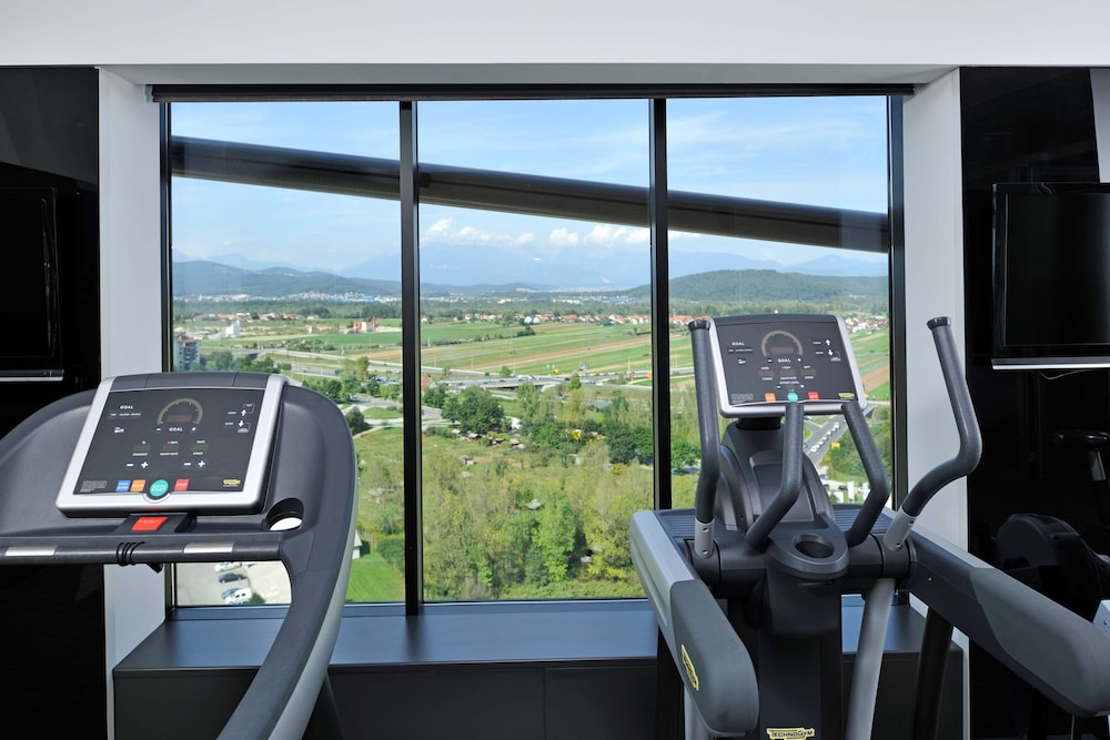 Radisson Blu Plaza Hotel Ljubljana 61/69