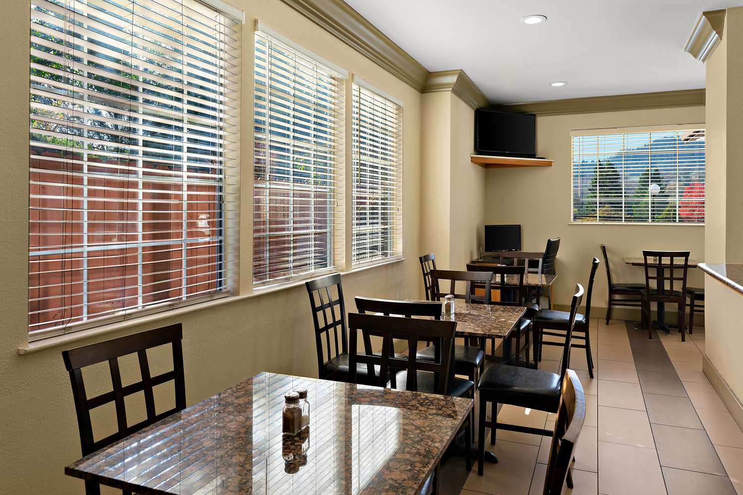Best Western Willits Inn 9/15